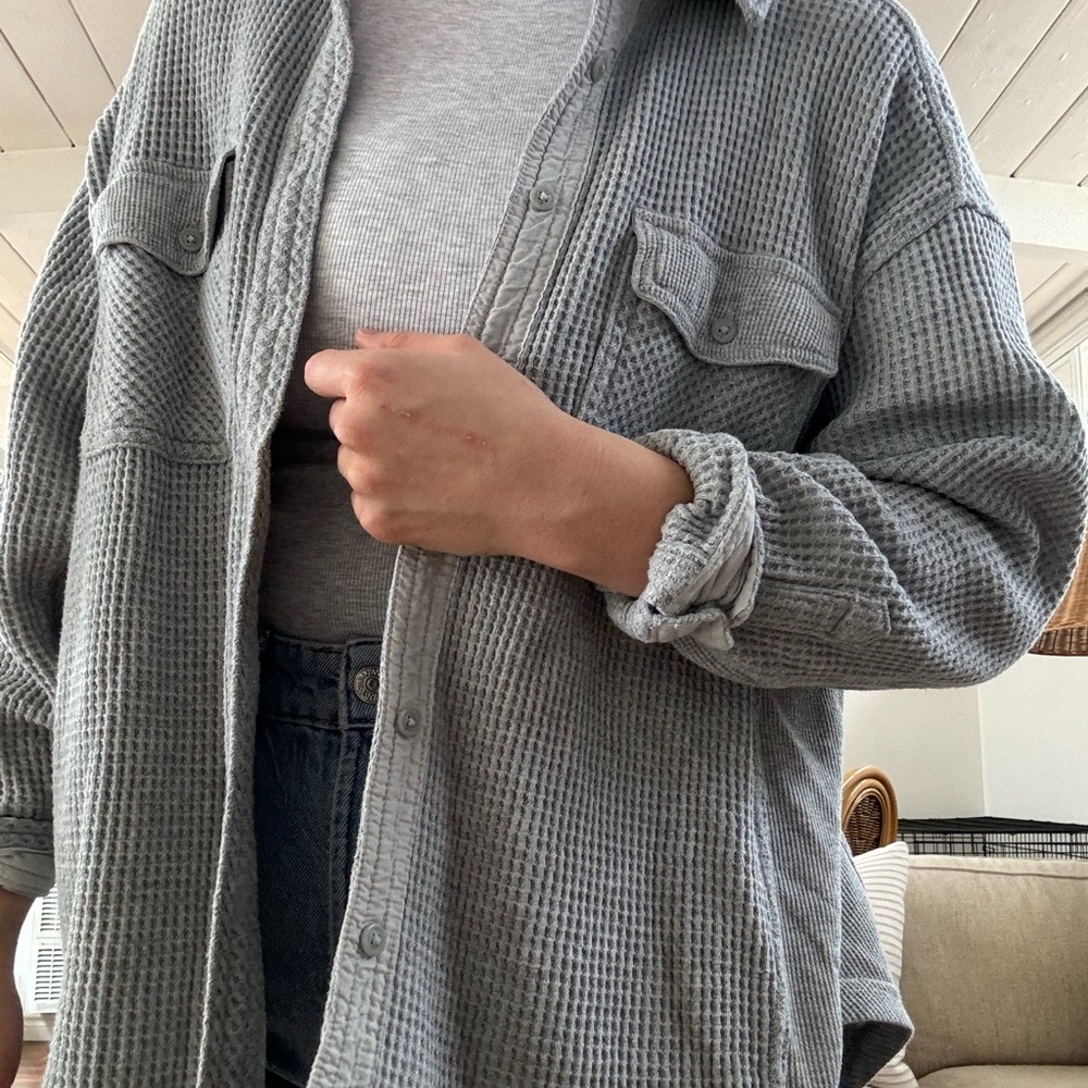 Aerie Gray Lightweight Shirt Jacket